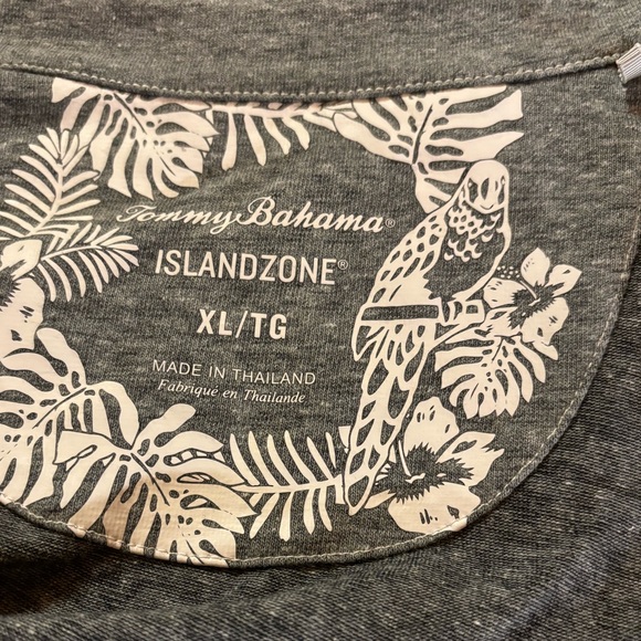 TOMMY BAHAMA MEN’S ISLAND ZONE BUTTON UP SHORT SLEEVE XL GRAY Sport Shirt GUC - Picture 2 of 9